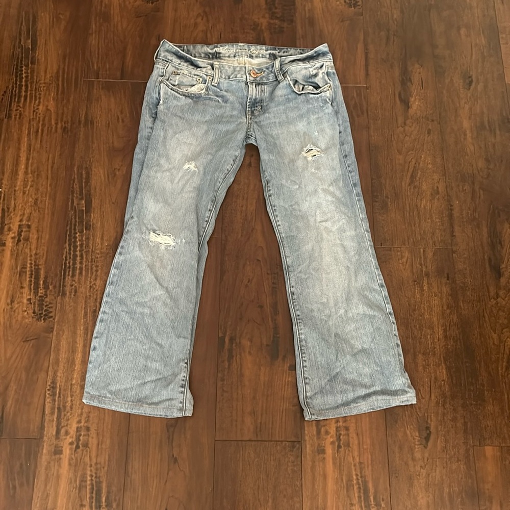 American eagle, low rise, favorite boyfriend, jeans size 8